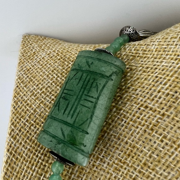 Vintage Chunky green Aventurine healing necklace. Anti-anxiety and Chakra vibes - Picture 4 of 7